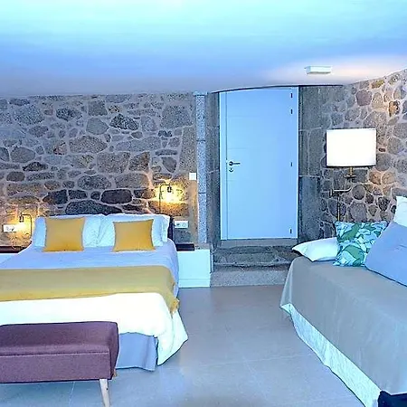 Hotell Pedras Vellas 3*